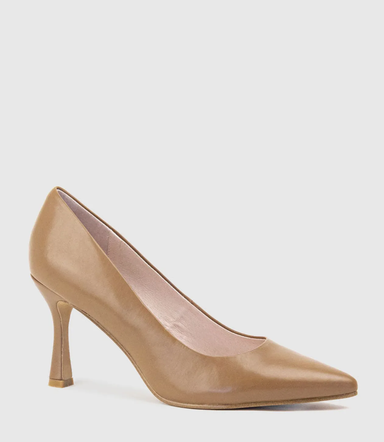 Amara85 Pump With Louis Heel In Tan
