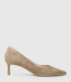 Annette55 V Throat Pump In Latte Suede