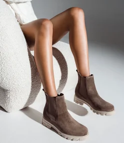 Ashley Chelsea Boot On Lug Sole In Stone Suede