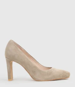 Brooklyn85 Square Toe Pump In Latte Suede