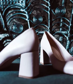 Bryson70 Block Heel Pump In Nude