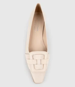 Destra60 Pointed Pump With Buckle In Nude