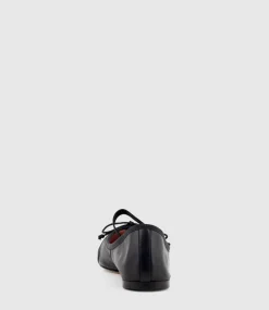 Eden Ballet With Elastic Strap In Black