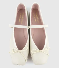 Eloise Square Toe Ballet In Offwhite
