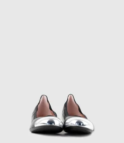 Elora Cap Toe Ballet In Black