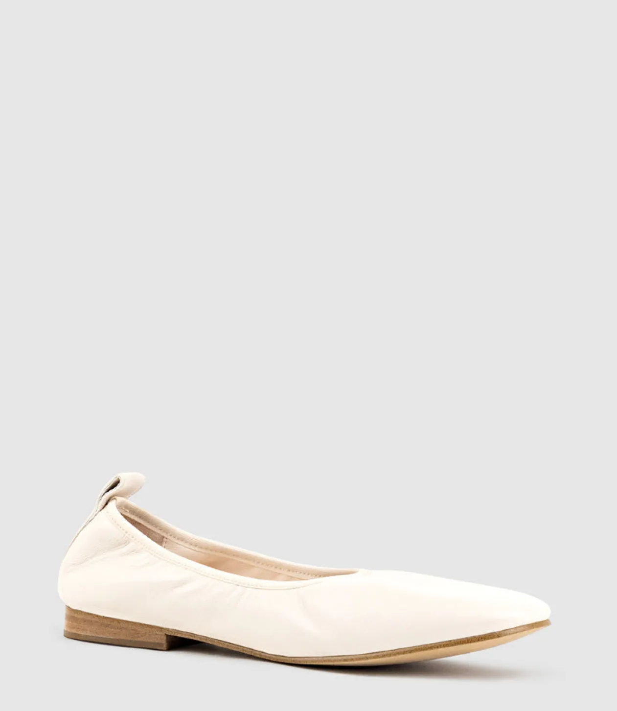 Faith Choked Up Ballet In Offwhite