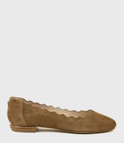 Fara Scalloped Ballet Flat In Tawny Suede