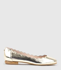 Fara Scalloped Ballet Flat In Crushed Gold