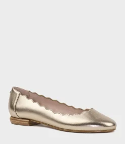 Fara Scalloped Ballet Flat In Rosegold