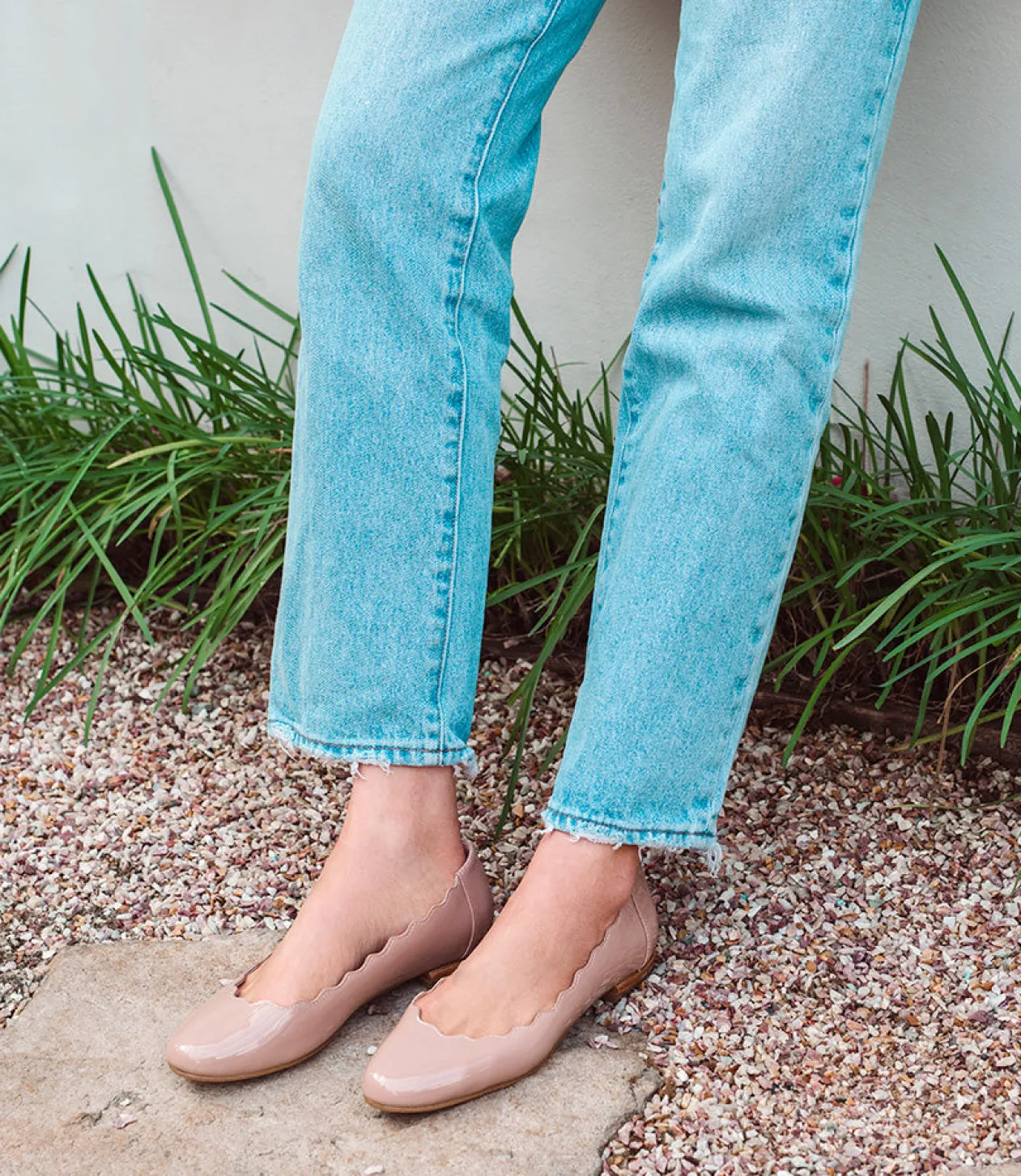 Fara Scalloped Ballet Flat In Nude Patent