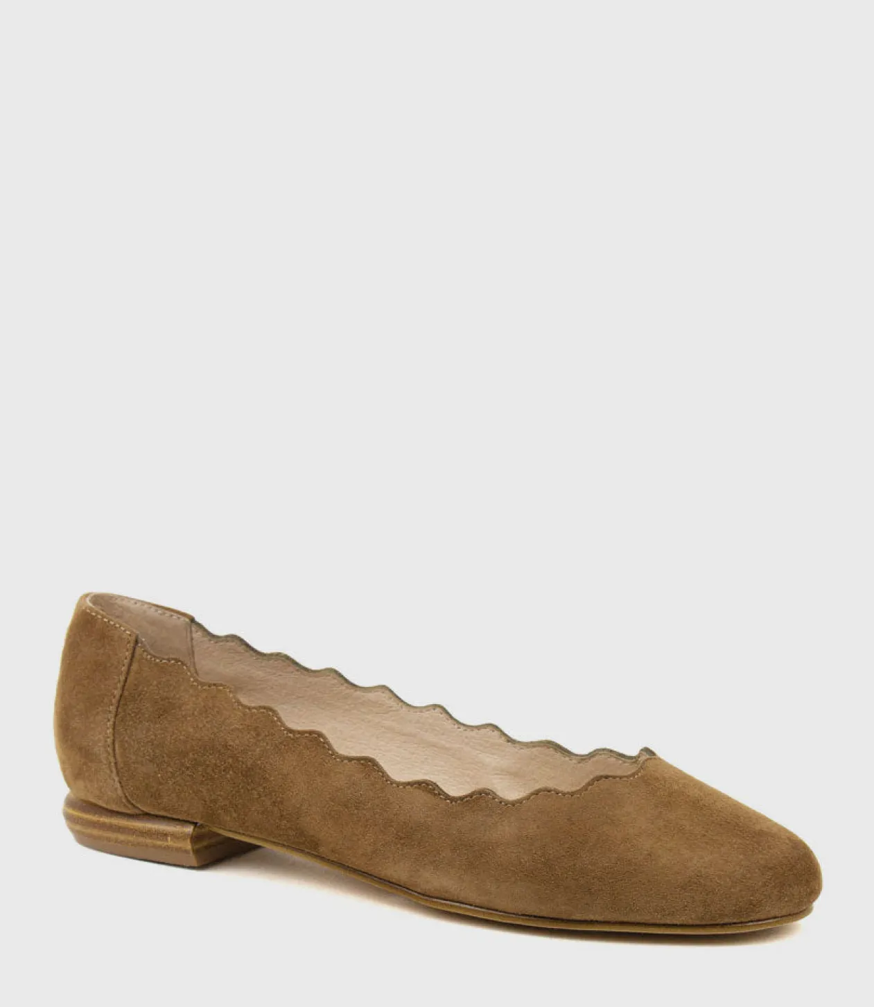 Fara Scalloped Ballet Flat In Tawny Suede