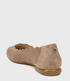 Fara Scalloped Ballet Flat In Nude Suede