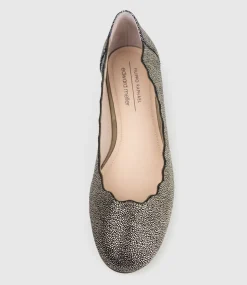 Fara Scalloped Ballet Flat In Gold Speckle