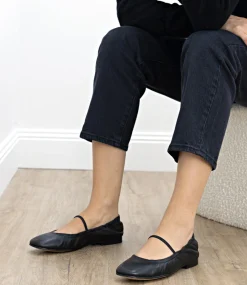 Firla Ballet With Strap In Black
