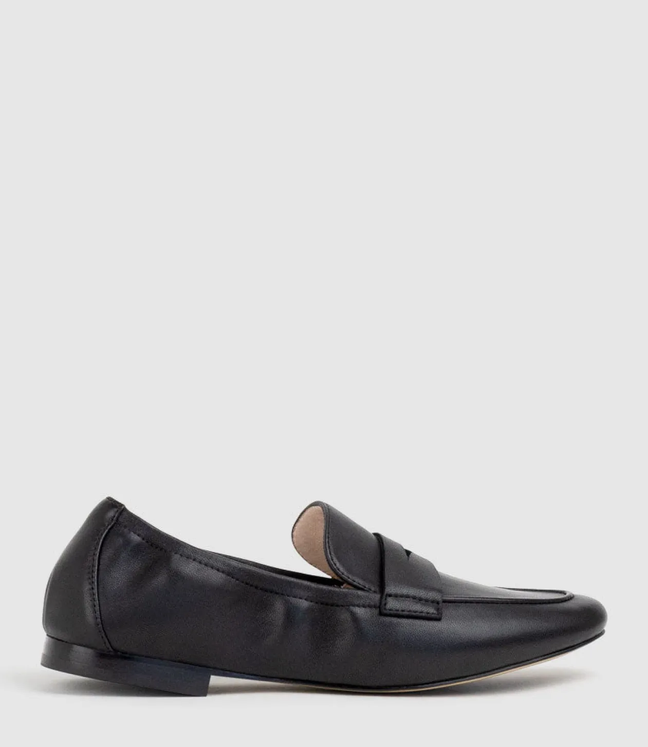 Gulliver Almond Toe Moccasin In Black
