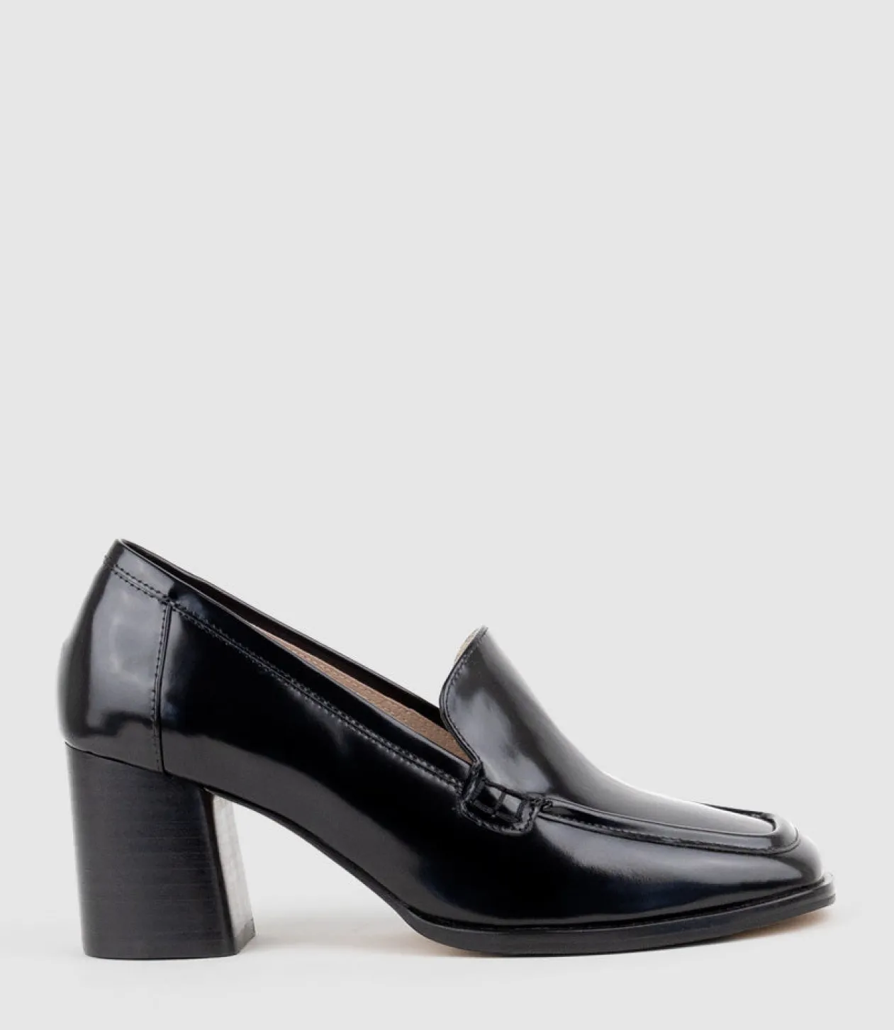 Hailey65 Albert Throat Pump In Black High Shine