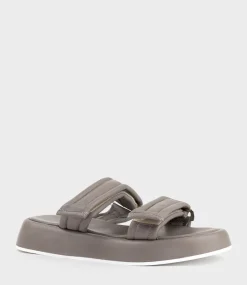Hamlet Quilted Strap Slide On Unit In Taupe