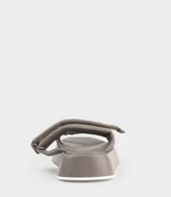 Hamlet Quilted Strap Slide On Unit In Taupe