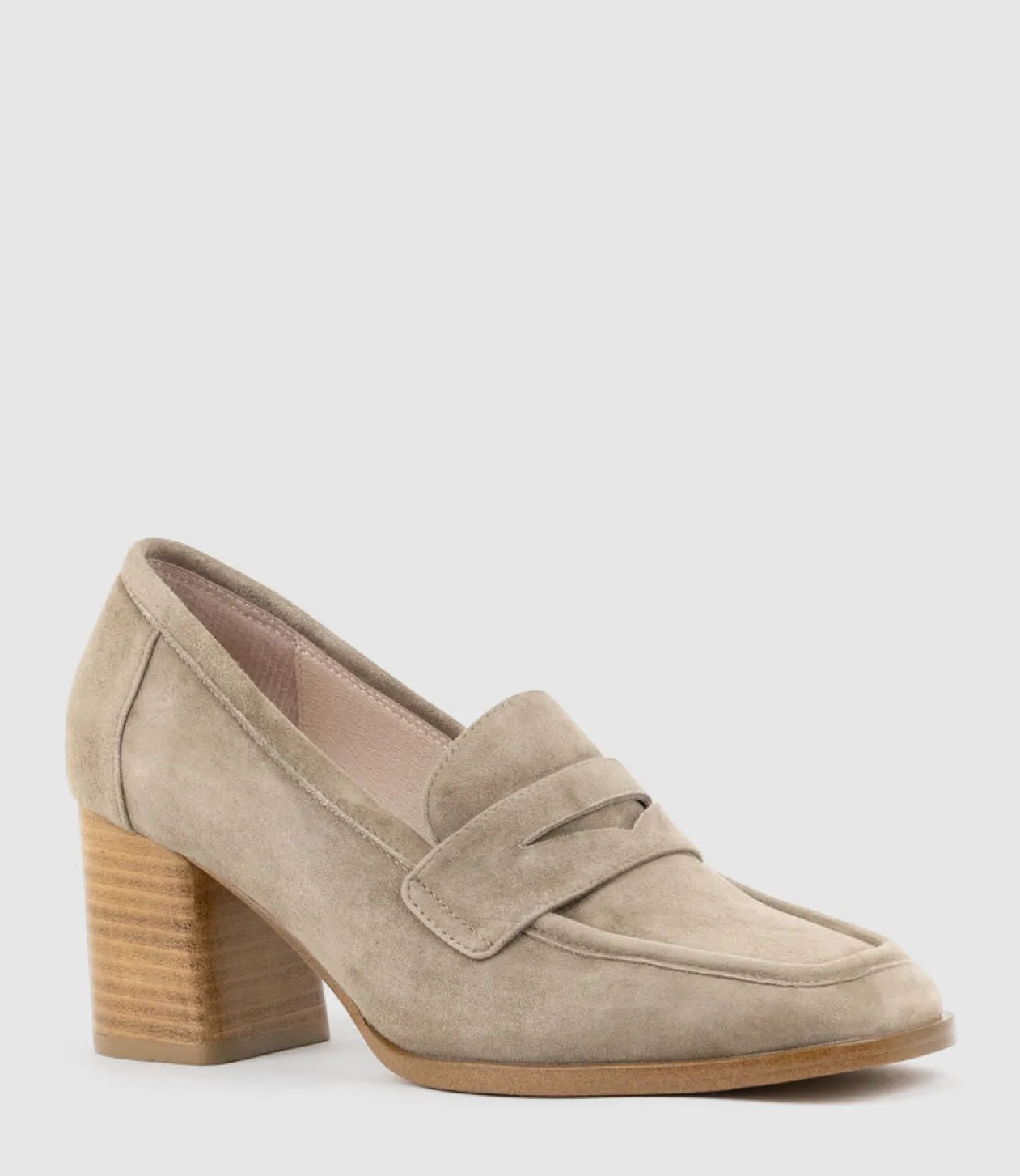 Hazel65 Albert Throat Pump In Latte Suede