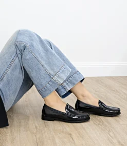 Hugo Penny Loafer In Black High Shine