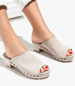 Inara65 Studded Slide On Unit In Biscuit Suede