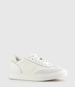 Jones Retro Sneaker In Cream