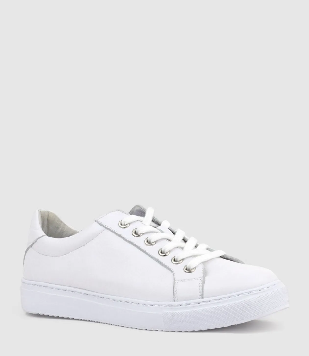 Jordan Sneaker In White