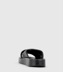 Kamir Crossover Slide On Chunky Unit In Black