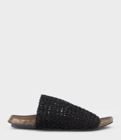 Kyndra Textured Slide On Footbed In Black
