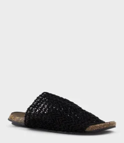 Kyndra Textured Slide On Footbed In Black