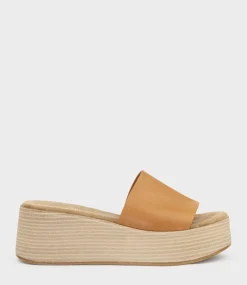 Levon Slide On Wedge In Tan