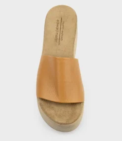 Levon Slide On Wedge In Tan
