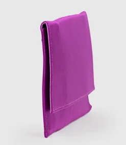Neve Envelope Clutch In Magenta Satin