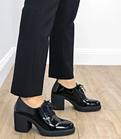 Peyton85 Lace Up On Unit In Black Patent