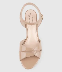 Regent80 Interlocked Detail Platform Sandal In Nude Patent