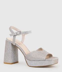 Rhiana95 V Throat Platform Sandal In Silver Ritz