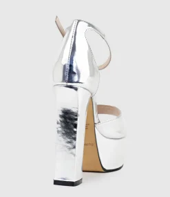 Roxy125 Open Toe Platform Sandal In Silver Mirror