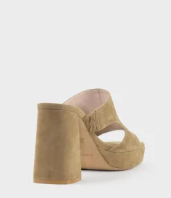 Rylie95 Platform Slide With Cut-Out In Camel Suede