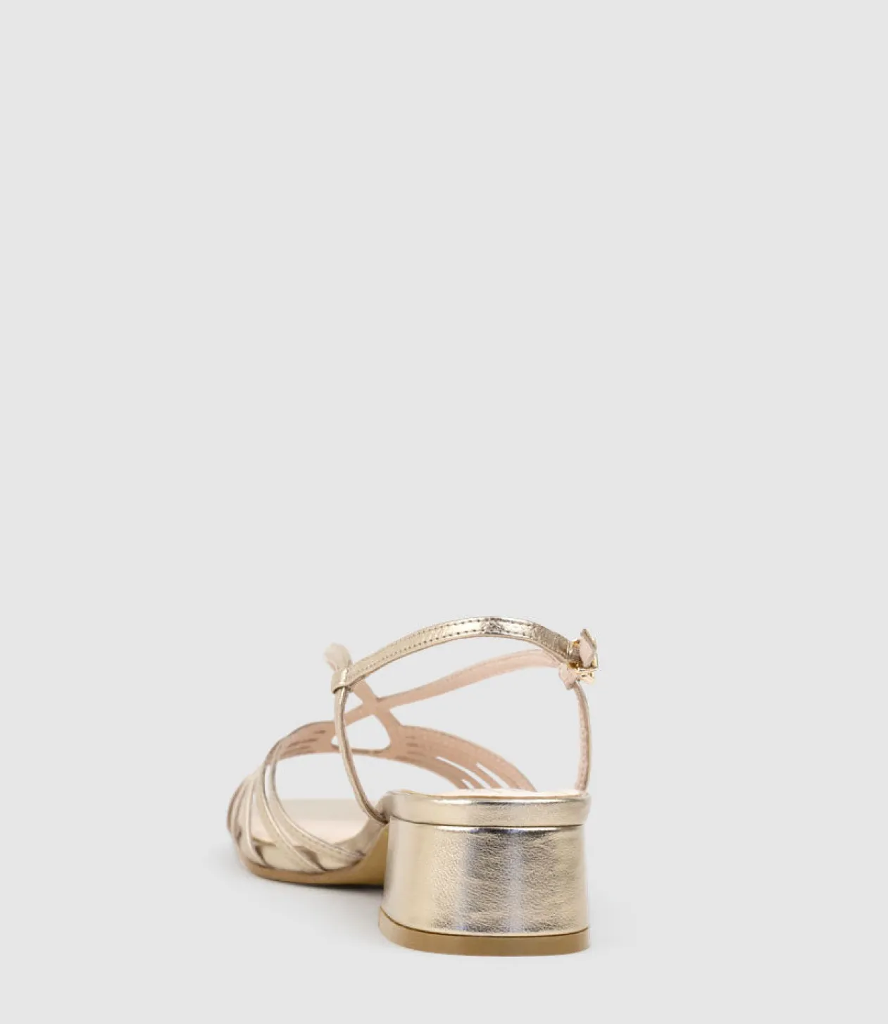 Sama35 Strappy Sandal In Rosegold