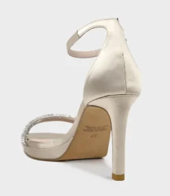 Satina90 Diamond Band Sandal Platform Sandal In Champagne Satin