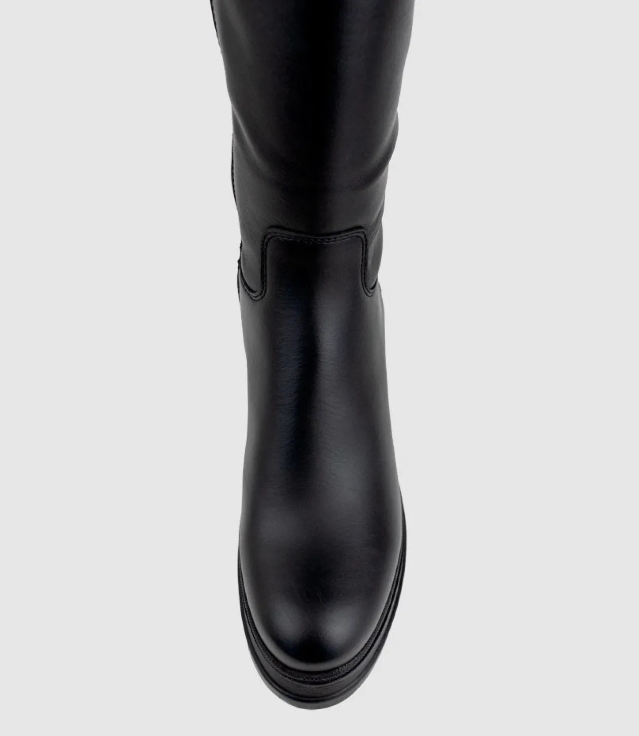 Savoury Classic Knee Boot In Black