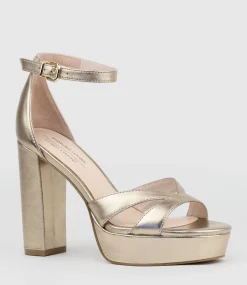 Sloane110 Platform Sandal In Rosegold
