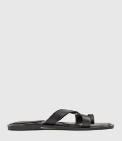 Tiana Crossover Toe Thong In Black