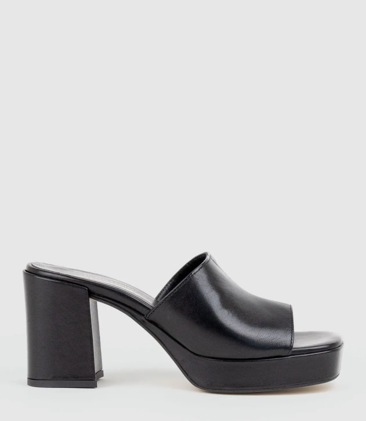 Tilla90 Platform Slide In Black