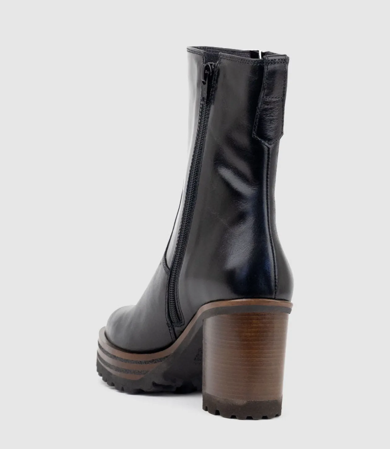 Ulara85 Lug Sole Ankle Boot In Black