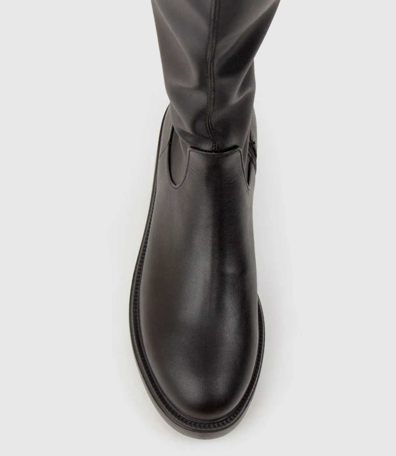 Vanya Knee High Boot On Rubber Sole In Black