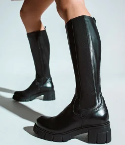 Verge Knee High Boot With Gusset In Black