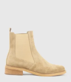 Walker30 Chukka Boot In Camel Suede