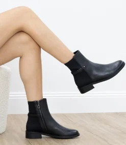 Warner30 Half And Half Ankle Boot In Black Waxy Calf