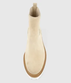 Wilmott Chukka Boot On Eva Sole In Sand Suede